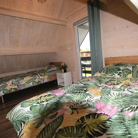 Perlowe بيت للعطل *