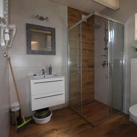 Perlowe بيت للعطل