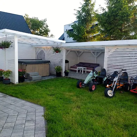 Perlowe بيت للعطل