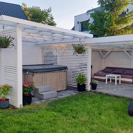 Perlowe بيت للعطل